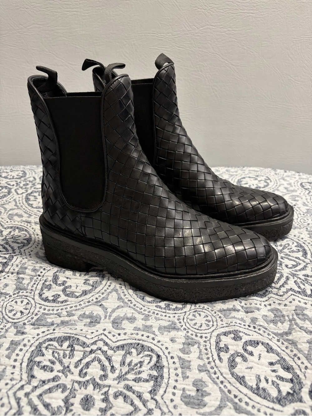 Loeffler Randall Black Woven Platform Chelsea Boots size 9 New - Picture 6 of 11
